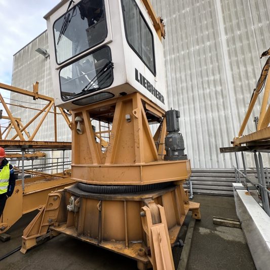 LIEBHERR 280 EC-H 12 Litronic