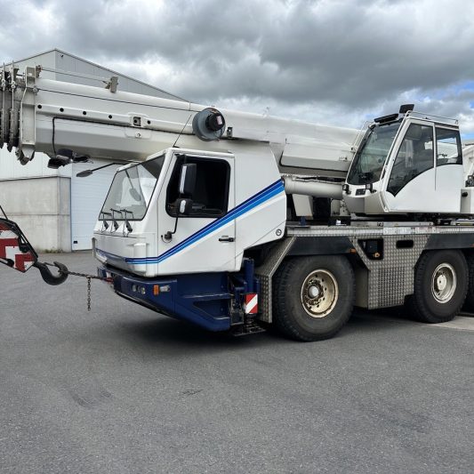 GROVE GMK 3060